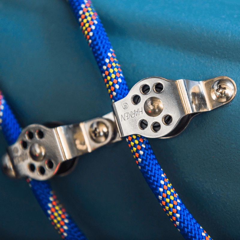 Load image into Gallery viewer, ViztaCraft Majestic – 16ft Single Trimaran Fin-Drive Sailing Kayak