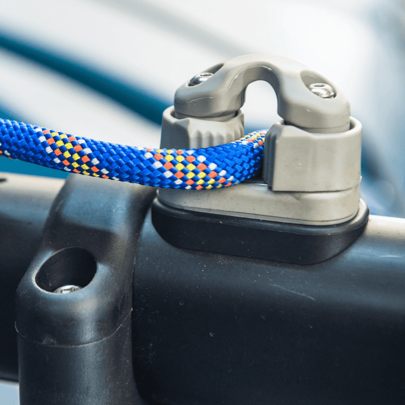 Load image into Gallery viewer, ViztaCraft Majestic – 16ft Single Trimaran Fin-Drive Sailing Kayak