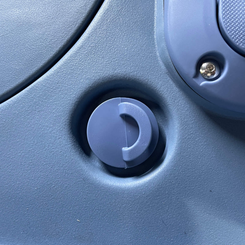 Load image into Gallery viewer, Vanhunks Kayak Scupper Plugs
