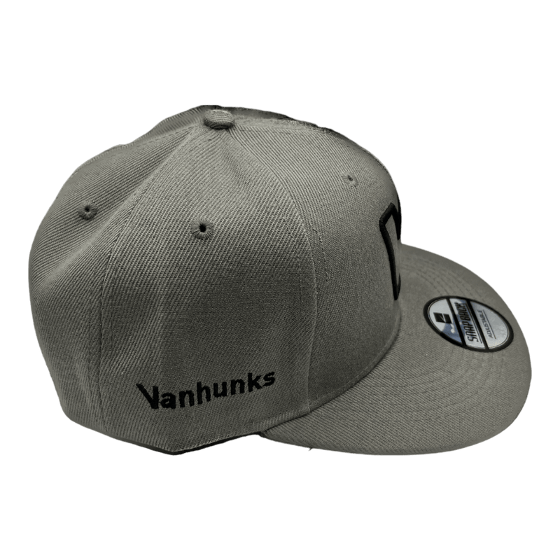 Load image into Gallery viewer, Vanhunks Snap Back Cap
