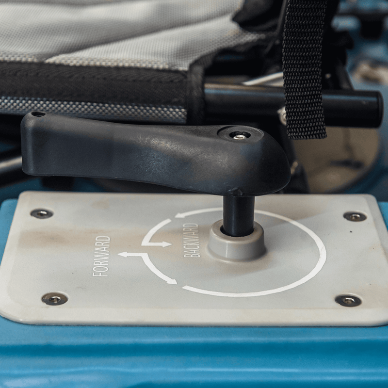 Load image into Gallery viewer, 360 fishing kayak with full steering control
